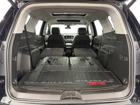 Used 2023 GMC Acadia SLE w/ Infotainment Package AWD/4WD image 31