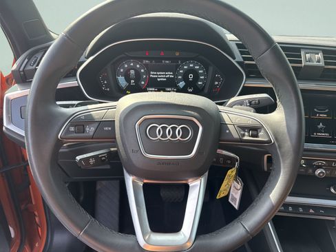 Used 2025 Audi Q3 2.0T Premium AWD/4WD image 12