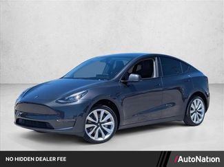 Used 2024 Tesla Model Y Long Range RWD video 1