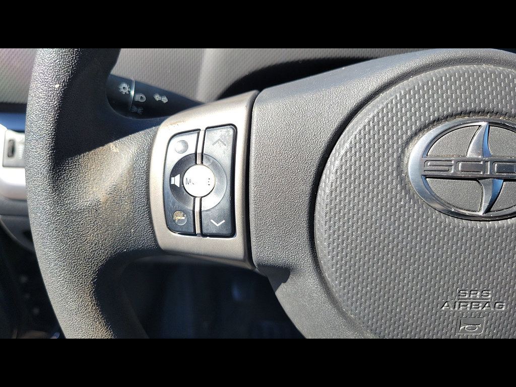 Used 2014 Scion xB FWD image 21