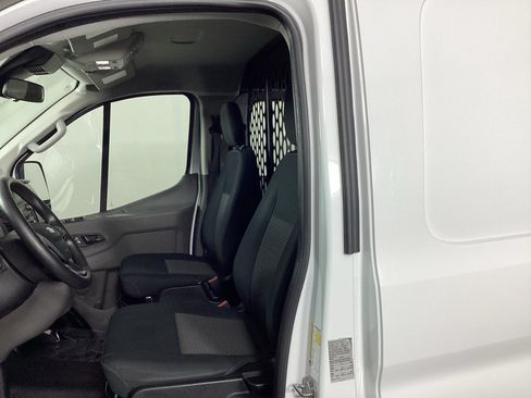 Used 2025 Ford Transit 250 Low Roof w/ Exterior Upgrade Package RWD image 12