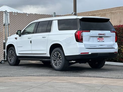 New 2026 GMC Yukon XL Elevation w/ Elevation Premium Package image 6