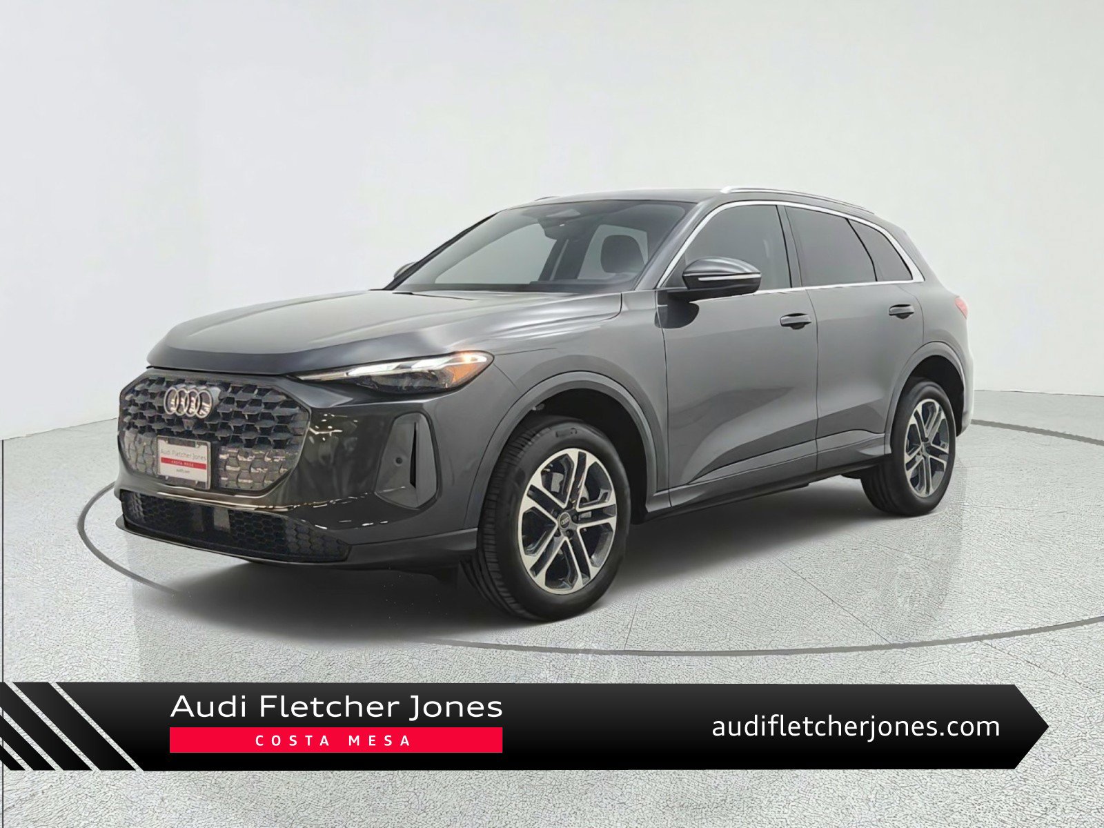 Used 2025 Audi Q5 Premium AWD/4WD image 1