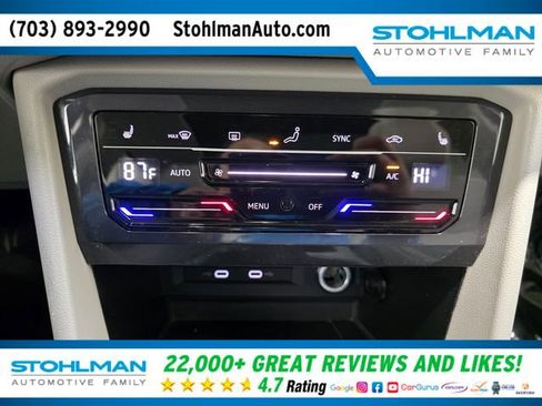 Used 2022 Volkswagen Tiguan SE w/ Panoramic Sunroof Package image 22