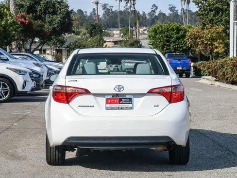 Used 2017 Toyota Corolla LE FWD image 8