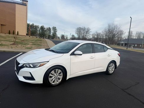 Used 2020 Nissan Sentra S image 4
