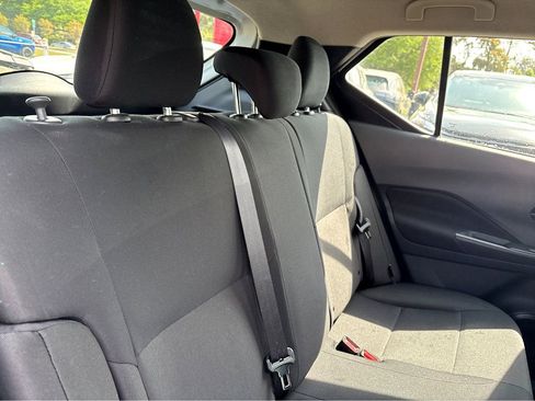 Used 2025 Nissan Kicks Play S FWD image 11