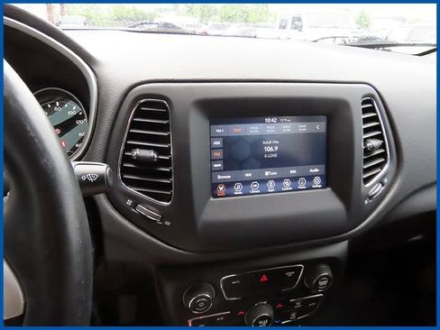Used 2021 Jeep Compass Latitude w/ Convenience Group AWD/4WD image 15