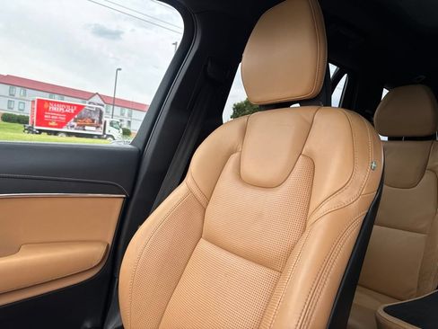 Used 2022 Volvo XC90 T6 Inscription w/ Advanced Package AWD/4WD image 19