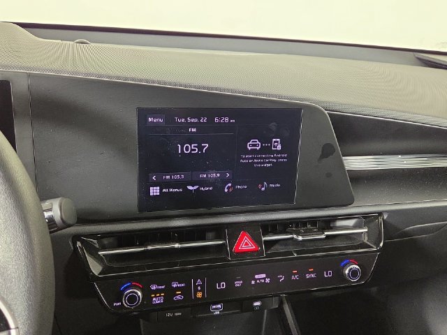 Certified 2025 Kia Niro LX FWD image 16