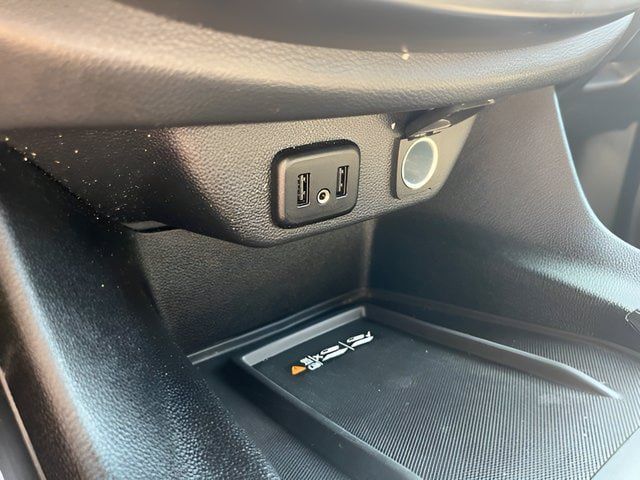 Used 2023 Chevrolet Traverse LT w/ LPO, Cargo Package AWD/4WD image 20