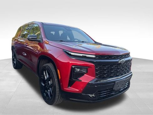 Used 2024 Chevrolet Traverse RS FWD image 7