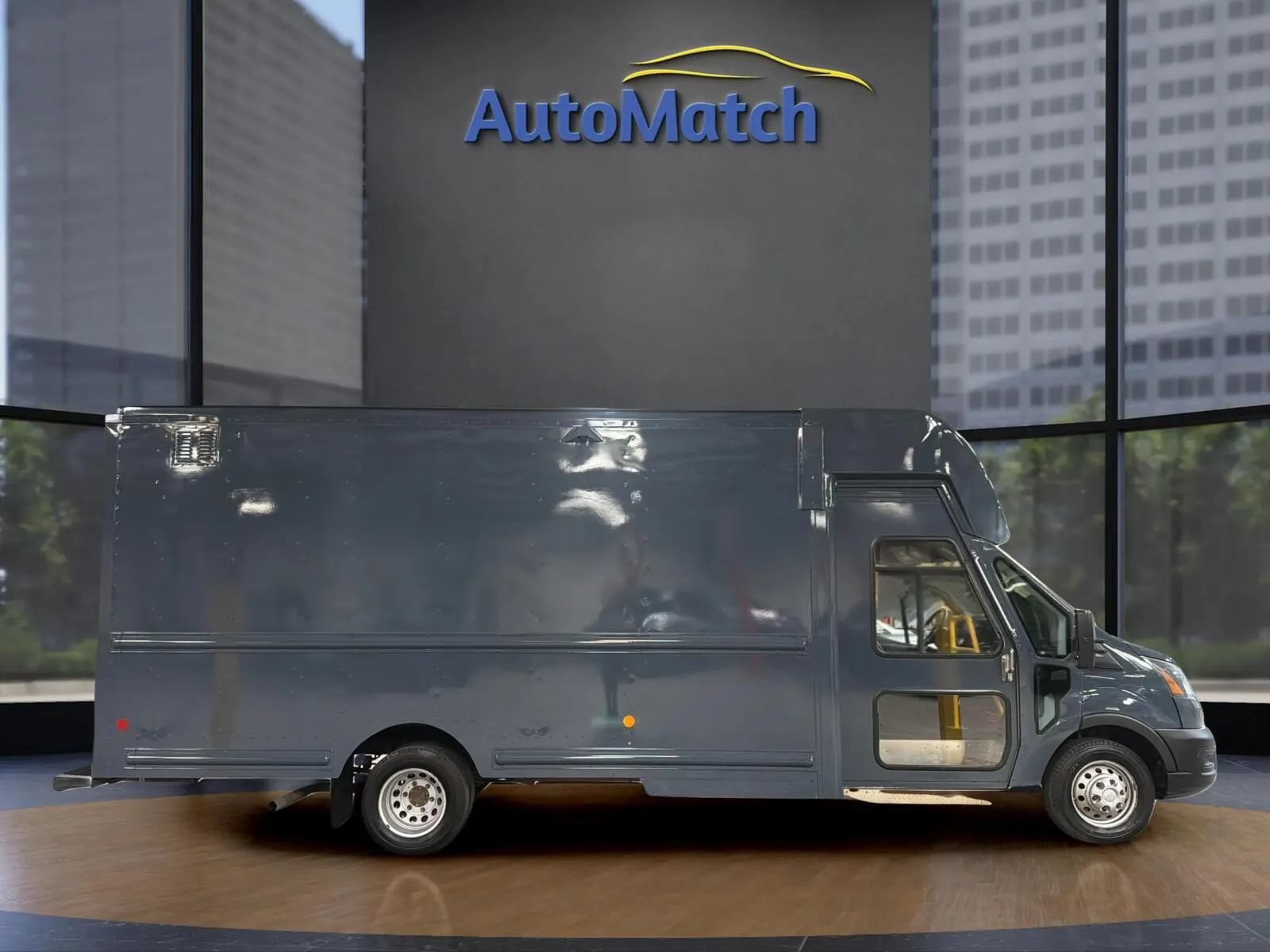 Used 2021 Ford Transit 350 DRW RWD image 10