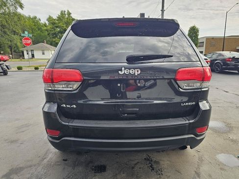 Used 2016 Jeep Grand Cherokee Laredo w/ Quick Order Package 23E AWD/4WD image 10