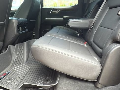 Used 2023 Chevrolet Silverado 1500 LT Trail Boss w/ LT Trail Boss Premium Package AWD/4WD image 21