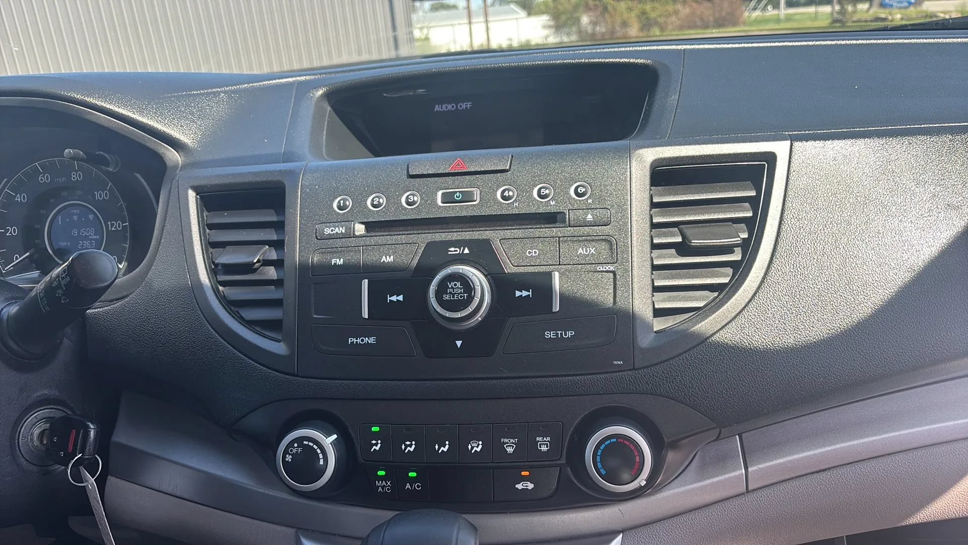 Used 2013 Honda CR-V LX image 25