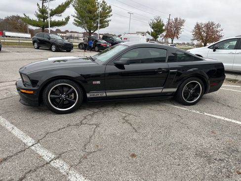Used 2007 Ford Mustang GT Premium image 16