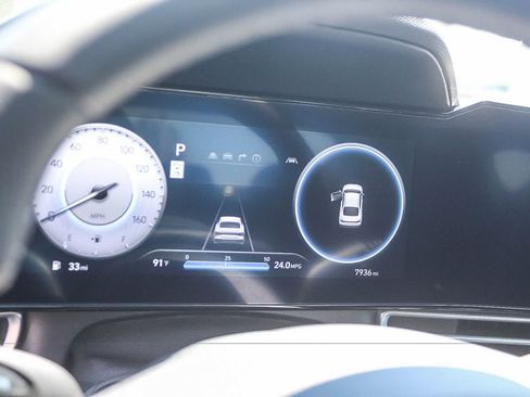 Used 2024 Hyundai Elantra SEL w/ Convenience Package FWD image 26