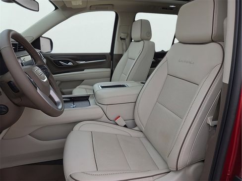 Used 2023 GMC Yukon Denali w/ Max Trailering Package image 16