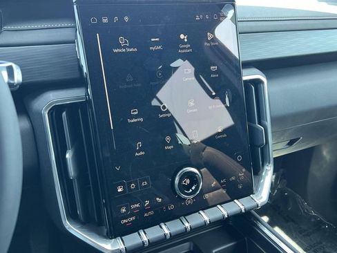 New 2025 GMC Acadia Elevation image 16