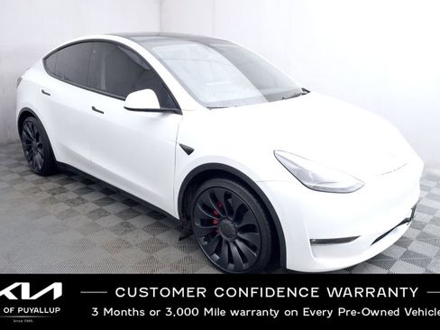 Used 2022 Tesla Model Y Performance image 3