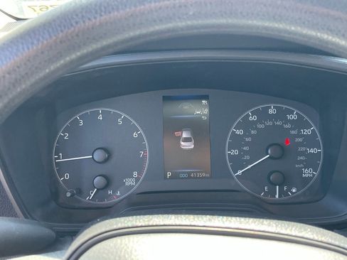 Used 2024 Toyota Corolla LE image 6