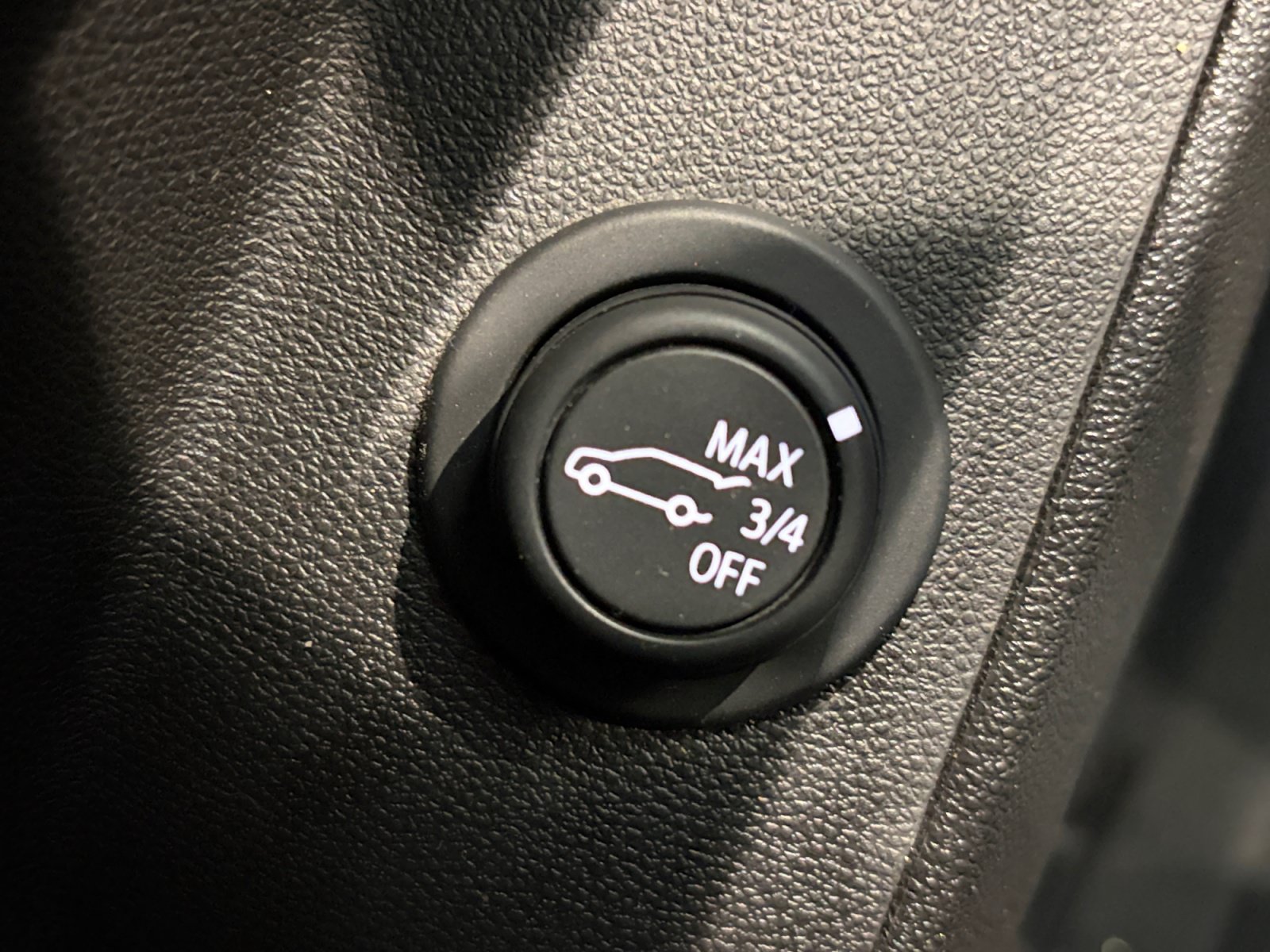 Used 2021 Chevrolet Equinox LT w/ Driver Convenience Package AWD/4WD image 27