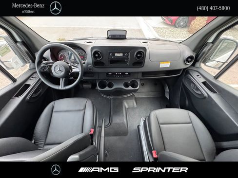 New 2025 Mercedes-Benz Sprinter 2500 image 13