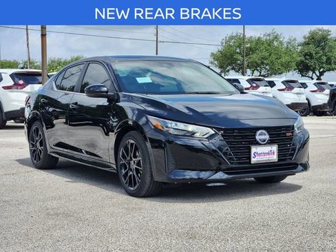 New 2025 Nissan Sentra SR w/ Midnight Edition image 2