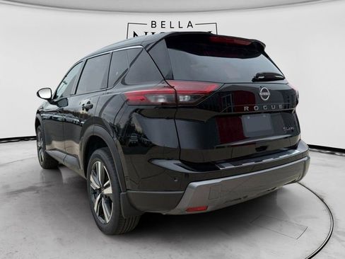 New 2025 Nissan Rogue SL w/ Tech Package image 5