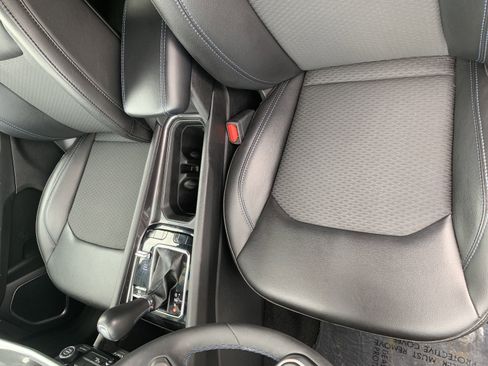 Used 2022 Jeep Compass Latitude image 15