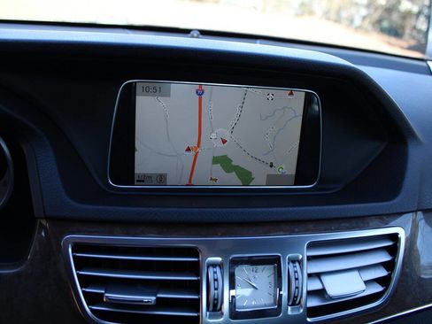 Used 2014 Mercedes-Benz E 350 E 350 Sport 4MATIC AWD 4dr Sed image 20