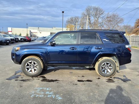 Used 2020 Toyota 4Runner TRD Off-Road Premium w/ Moonroof Package image 32