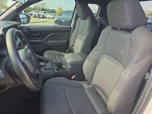 Used 2025 Toyota Tacoma SR image 13