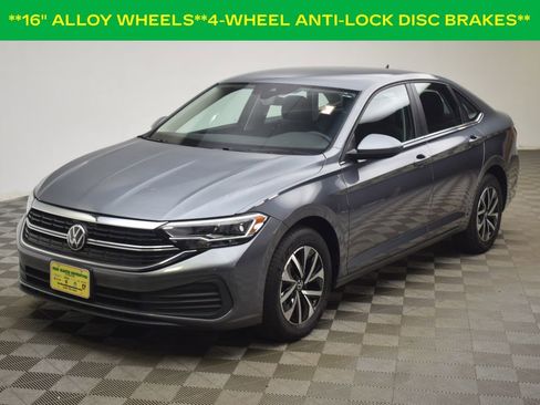 Used 2024 Volkswagen Jetta S image 3