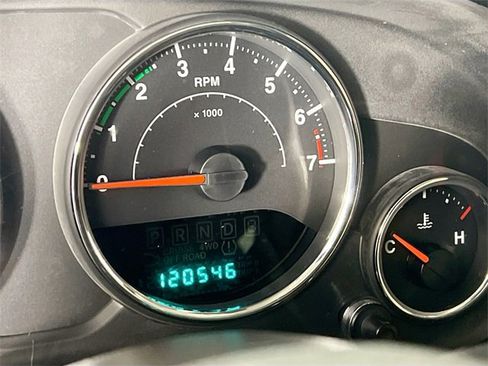 Used 2013 Jeep Wrangler Rubicon w/ Dual Top Group image 11