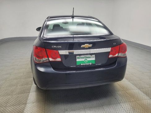 Used 2016 Chevrolet Cruze LT image 6