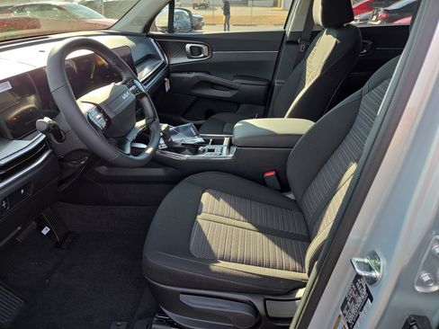 New 2026 Kia Sorento LX image 4
