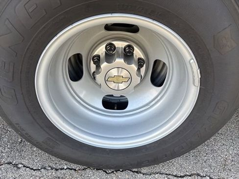 New 2025 Chevrolet Express 3500 w/ Power Convenience Package RWD image 8