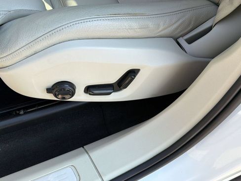 Used 2019 Volvo XC60 T5 Inscription w/ Protection Package FWD image 14