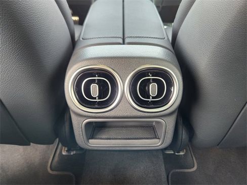 Certified 2026 Mercedes-Benz GLC 300 4MATIC image 13