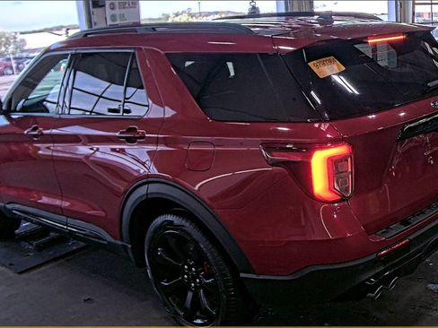 Used 2023 Ford Explorer ST w/ Equipment Group 401A AWD/4WD image 4