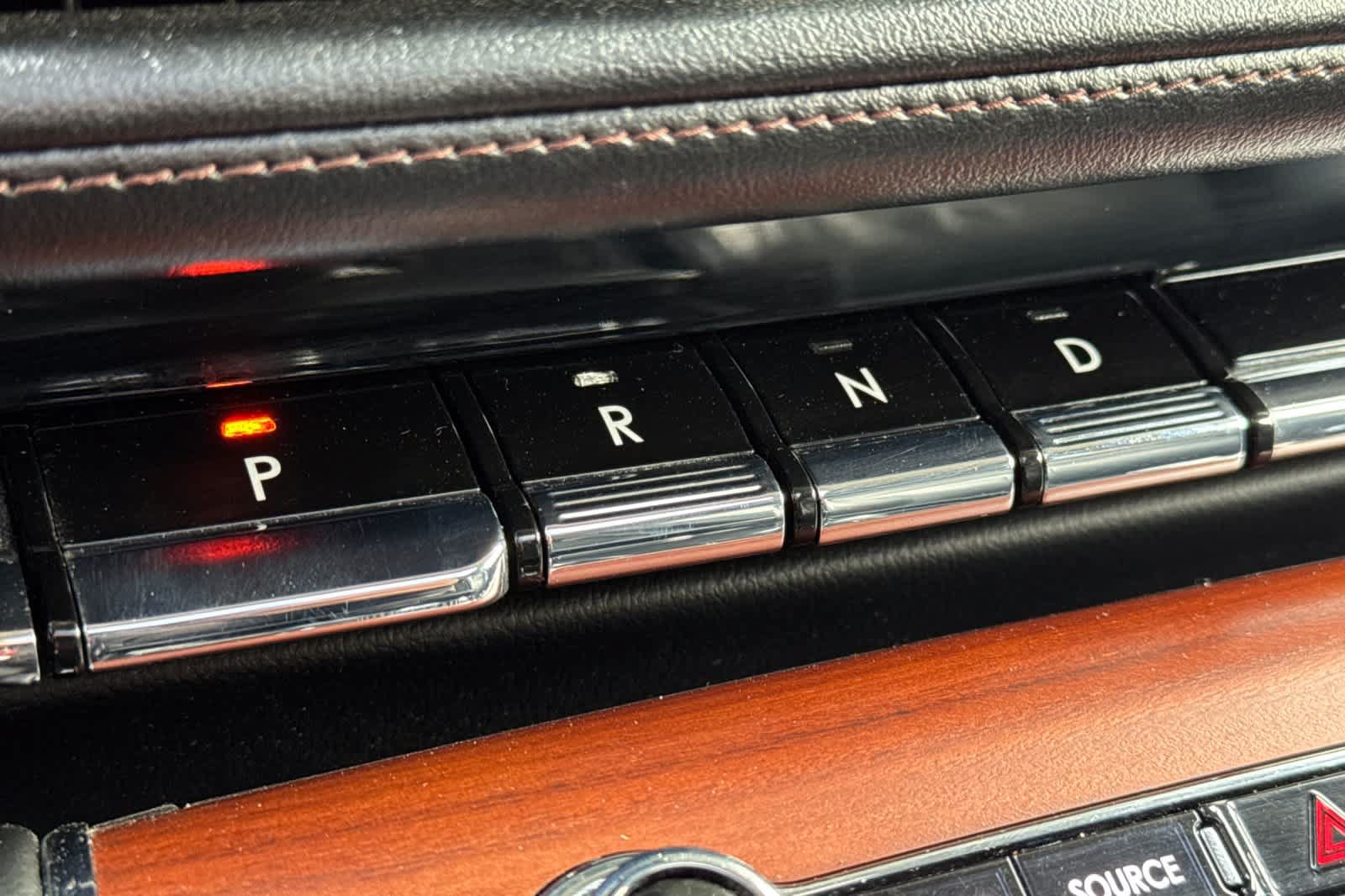 Used 2020 Lincoln Aviator Reserve RWD image 23