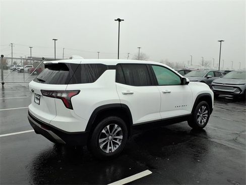 New 2026 Chevrolet Equinox LT w/ LPO, Floor Liner Package image 3