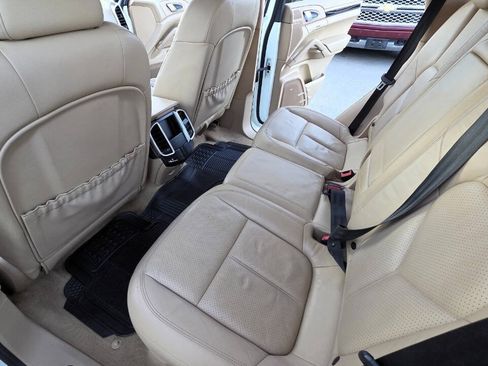 Used 2012 Porsche Cayenne S AWD/4WD image 35
