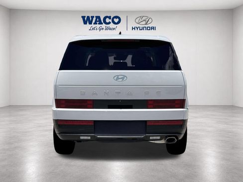 Used 2026 Hyundai Santa Fe SE FWD image 9