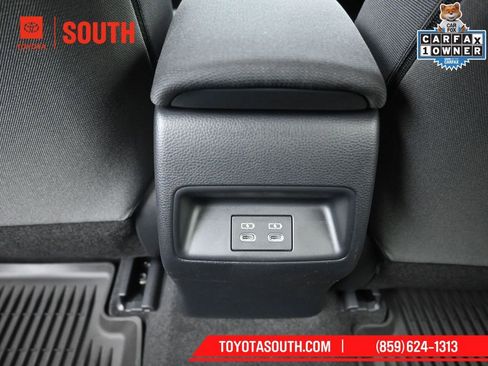 Used 2026 Toyota Corolla SE w/ SE Premium Package image 26