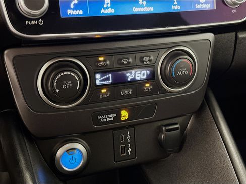 Used 2025 Nissan Leaf S FWD image 23