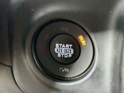 Used 2021 Jeep Gladiator Sport w/ Trailer Tow Package image 21