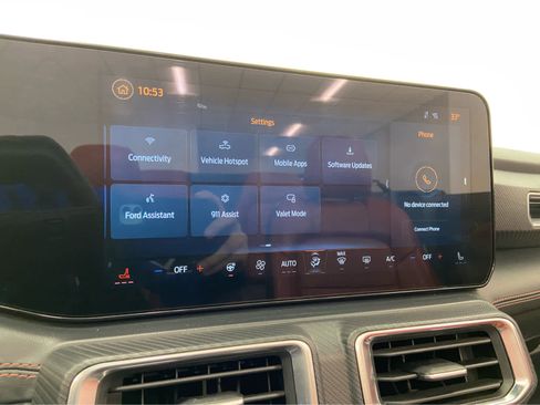 Used 2024 Ford Mustang GT Premium image 34